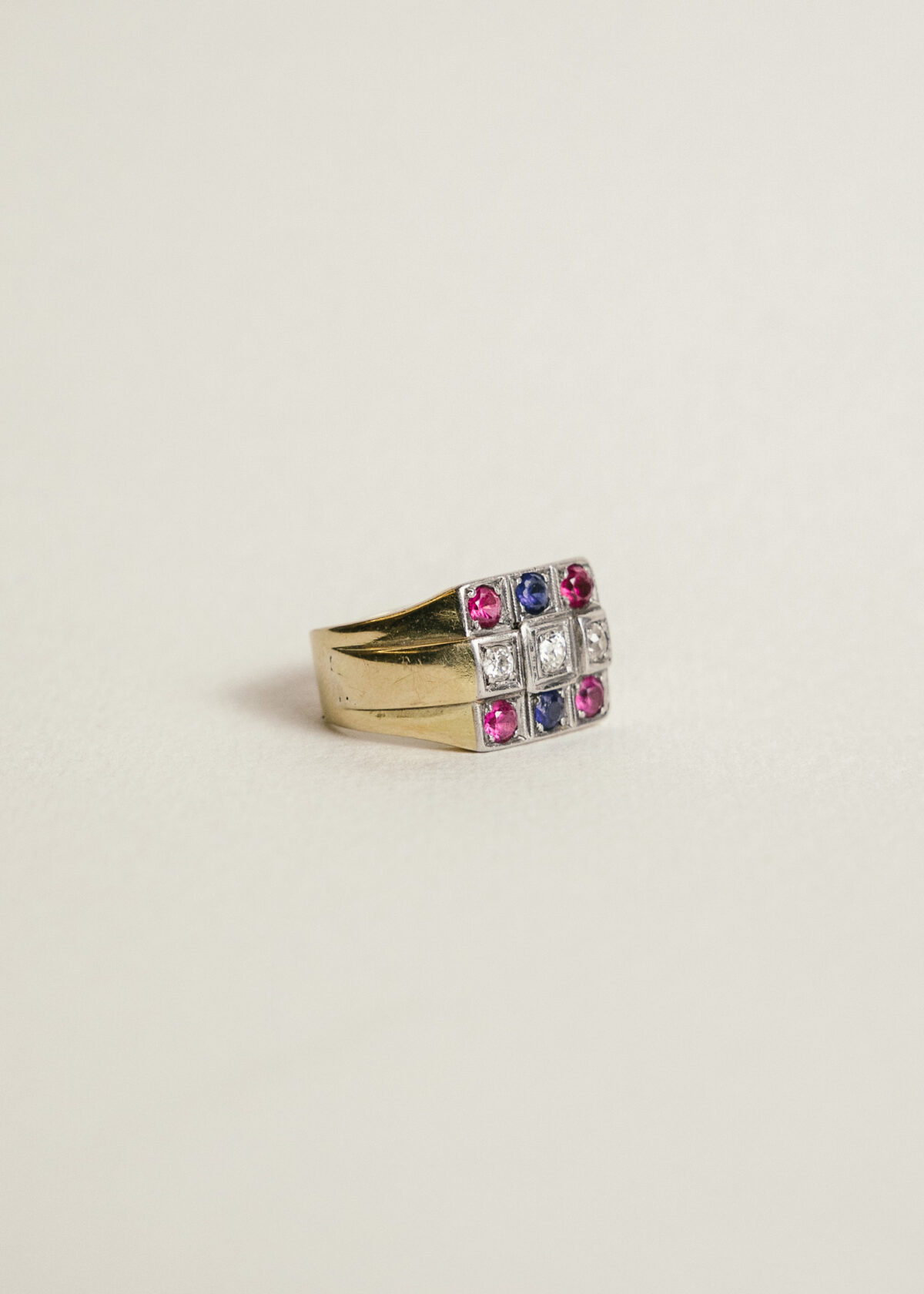 oro-platino-diamantes-zafiro-rubis (2) sortija vintage 60's