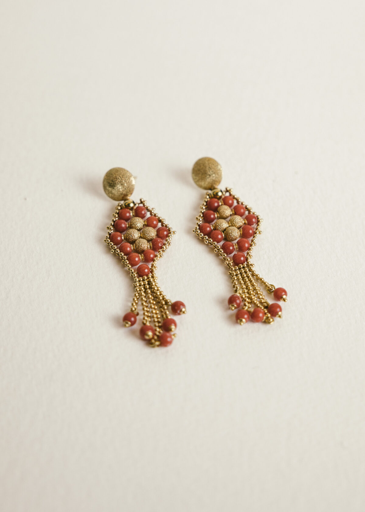 pendientes-oro-amarillo-18k-italianos-coral (3) pendientes italianos coral
