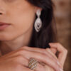 sortija-mellerio-oro-amarillo-oro-blanco-18k-diamantes-pedida (5) sortija mellerio