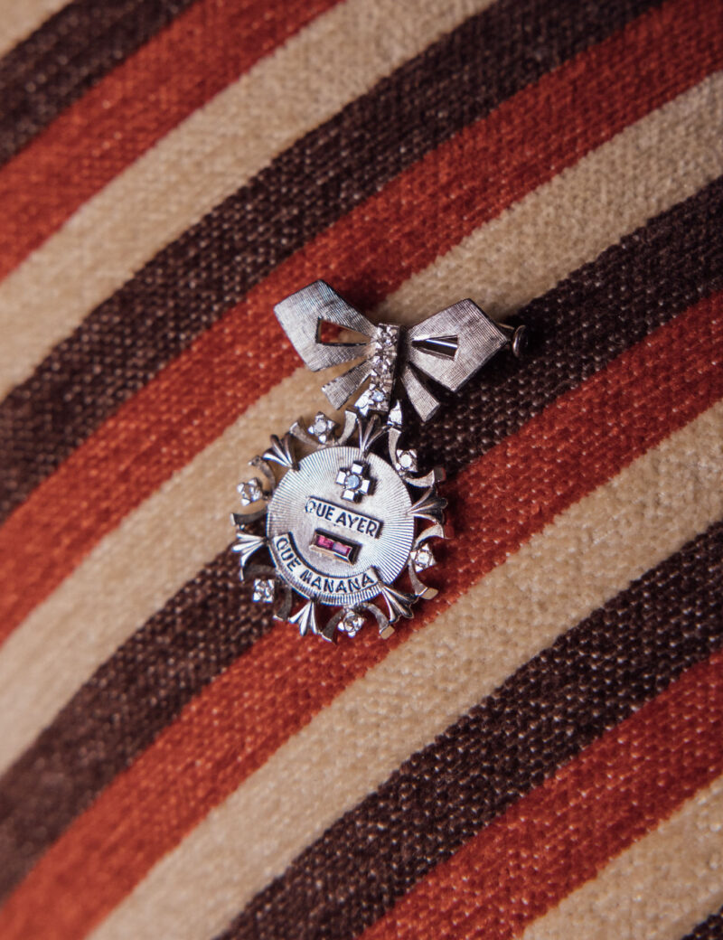 broche a. augis vintage