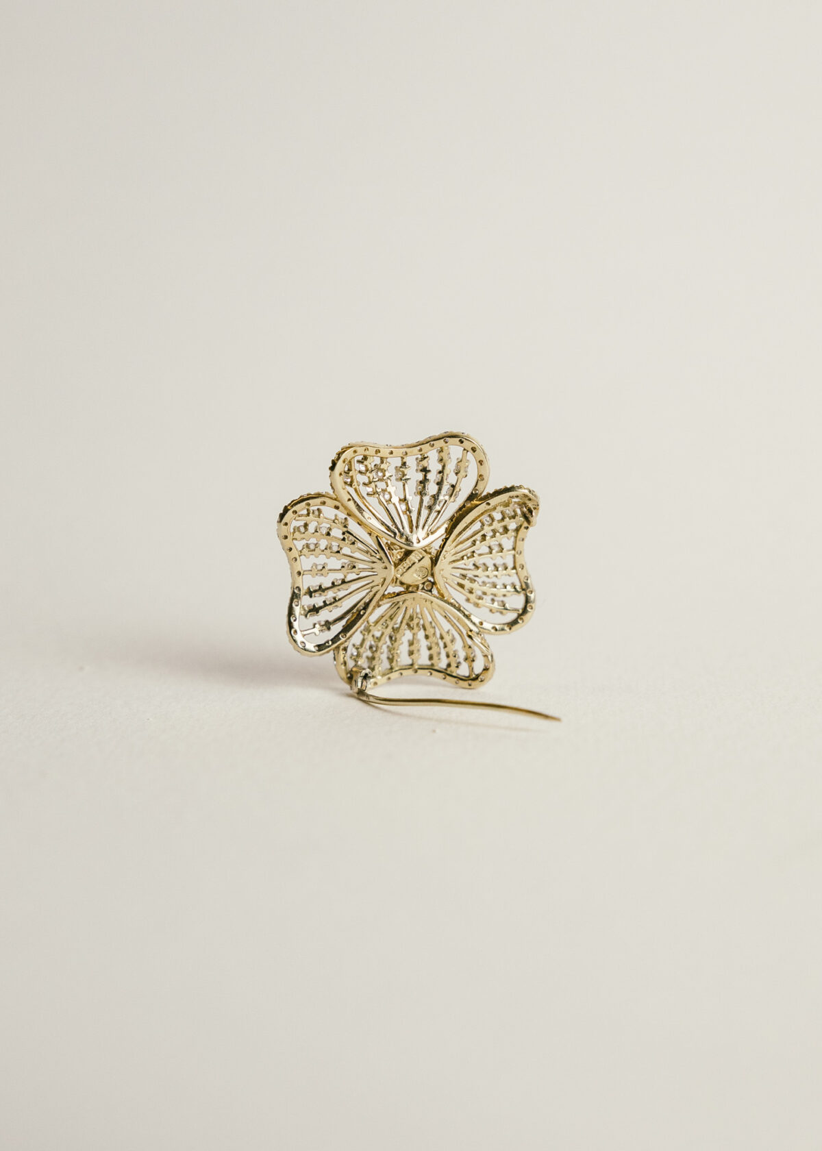 colgante-broche-oro-amarillo-18k-diamantes (3) colgante flor