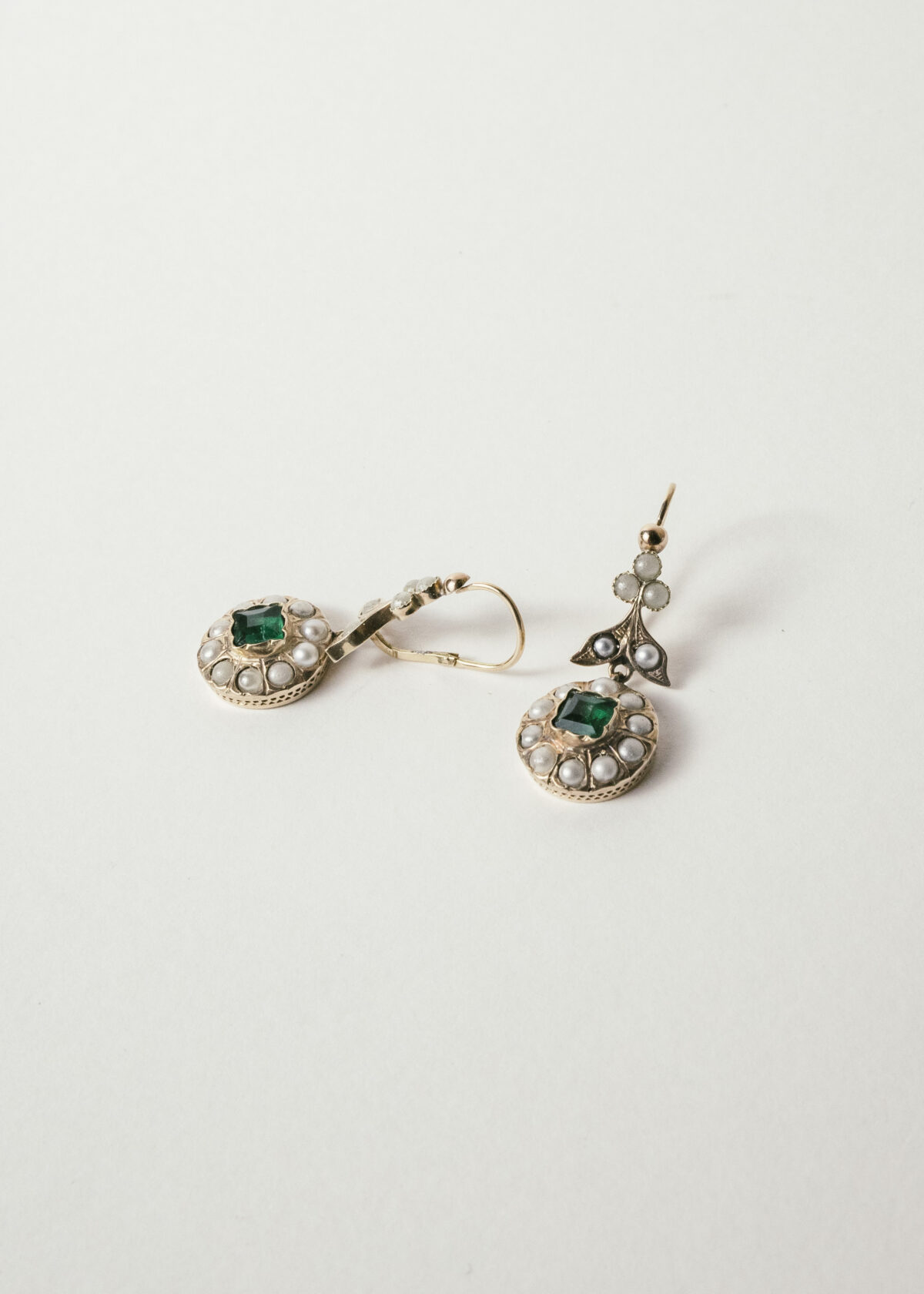 pendientes-antiguos-victorianos-oro-amarillo-18k-perlas-vidrio-verde (4) auto draft