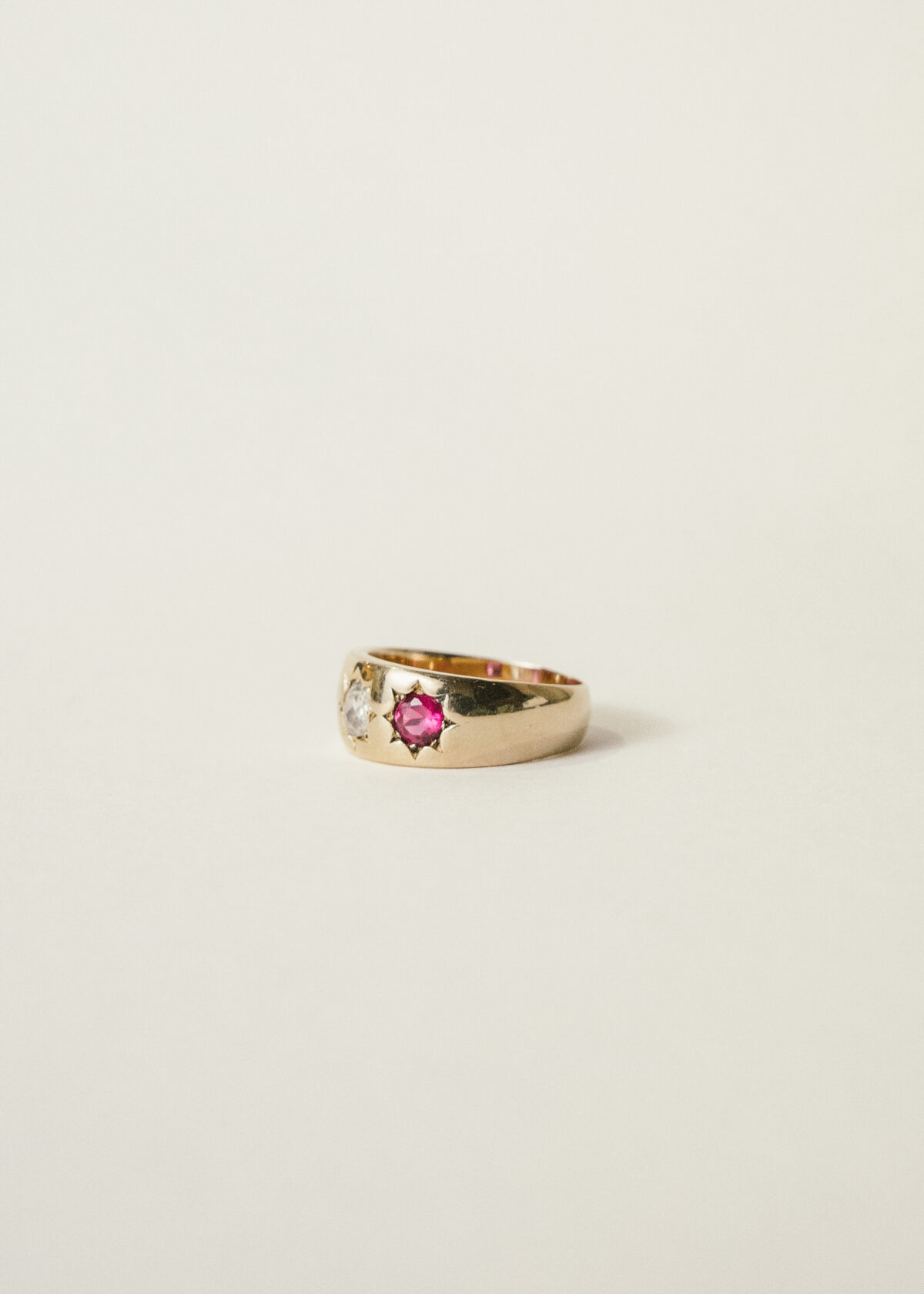 sortija-antigua-gypsy-oro-18k-diamantes-rubis-tresillo (3) sortija antigua gypsy